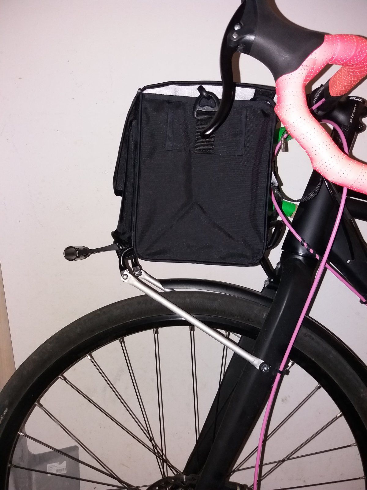 Front Rack Tasche Seite.jpg