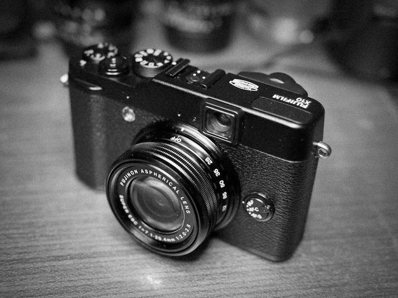 Fuji X 10.jpg