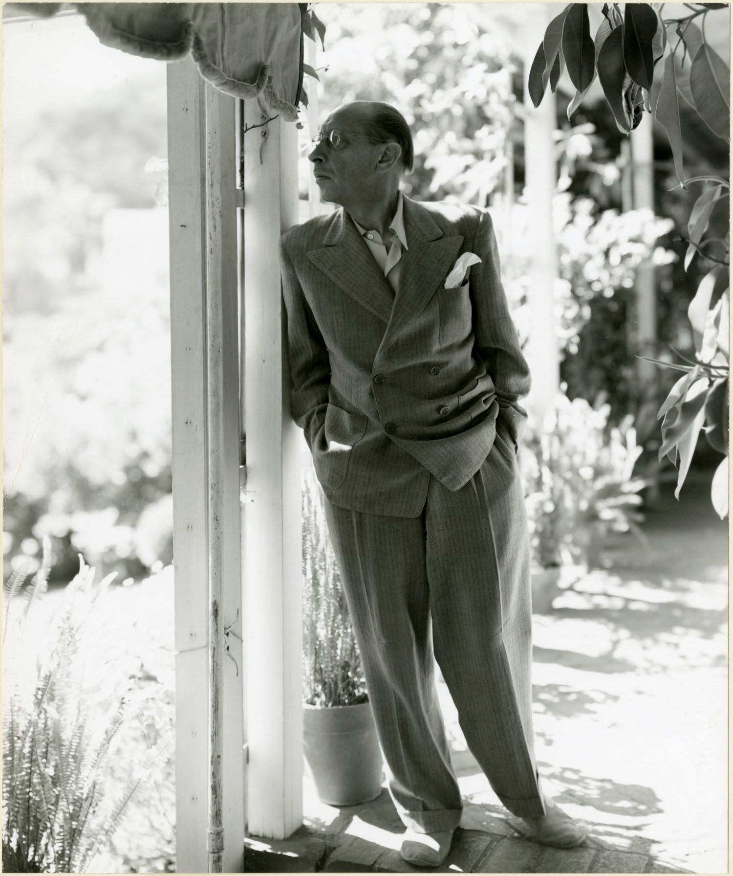 George Platt Lynes - Igor Stravinsky, 1947.jpg