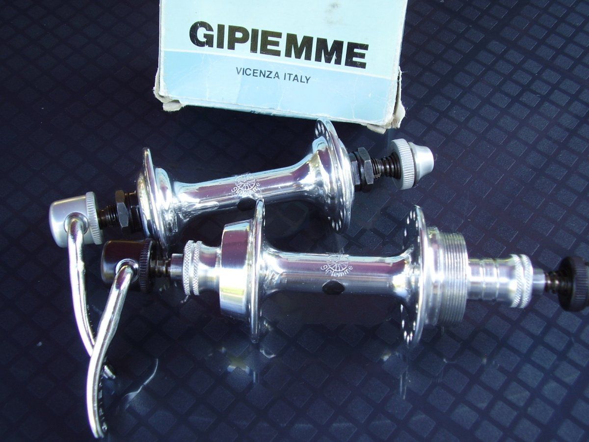 Gipiemme Cronspecial rear hub_Gipiemme Special front hub (2).JPG