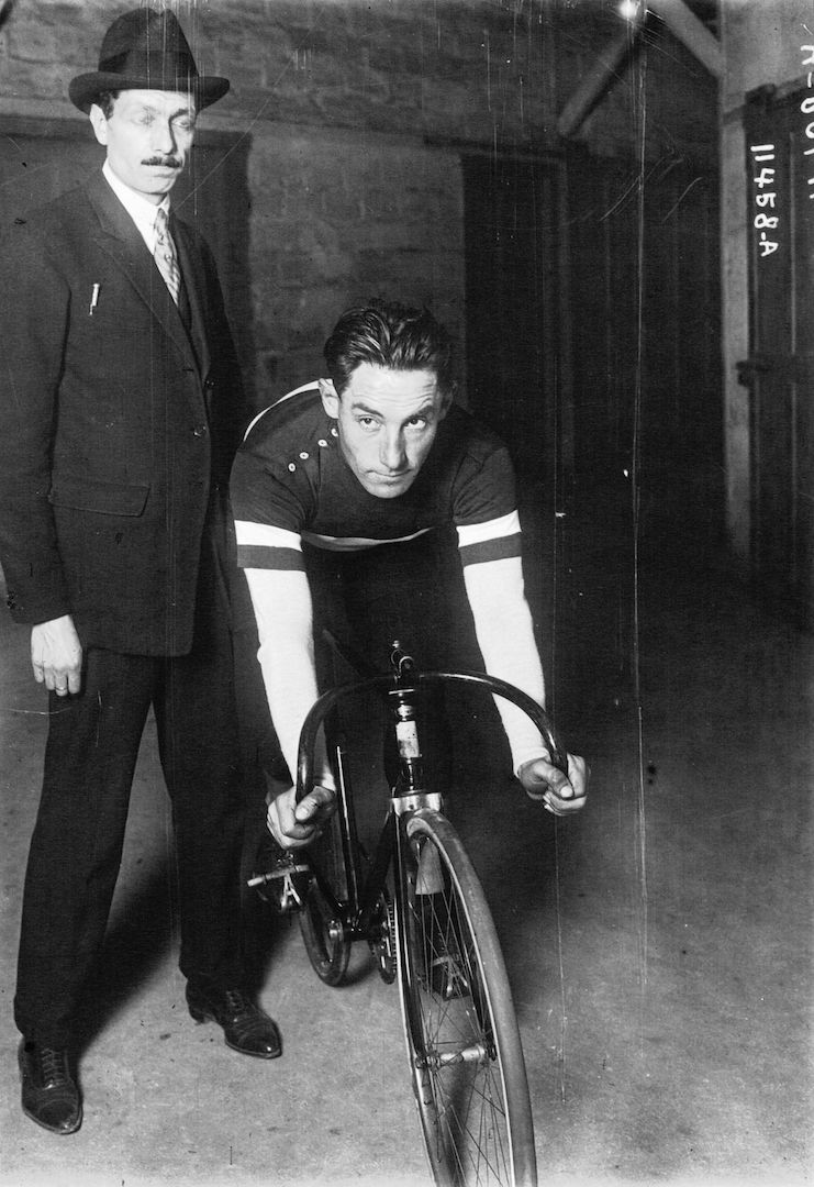 Girardengo_Vel_d'hiv_1923.jpg