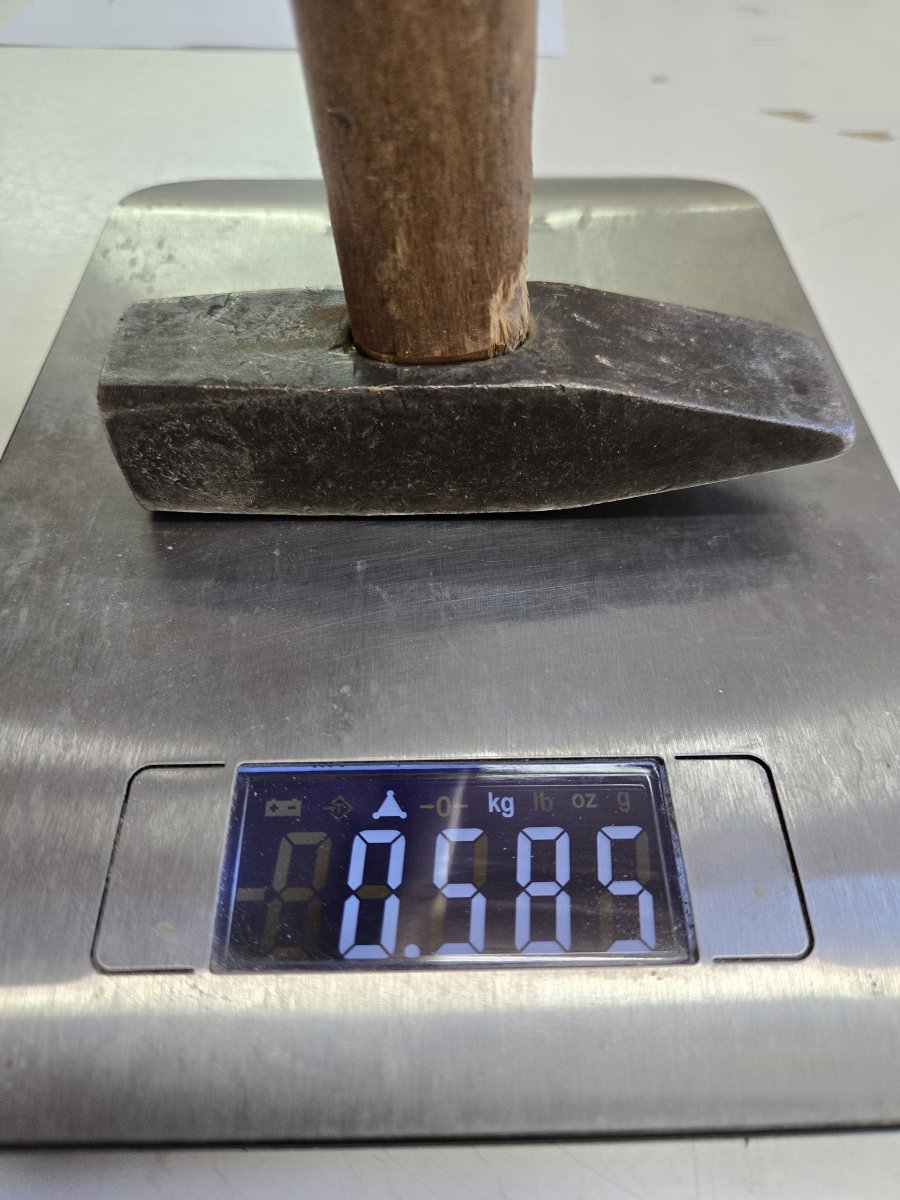 hammer.jpg