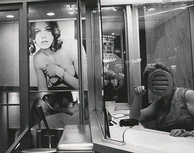 Henriette Grindat - Times Square, New York City, 1968.jpg