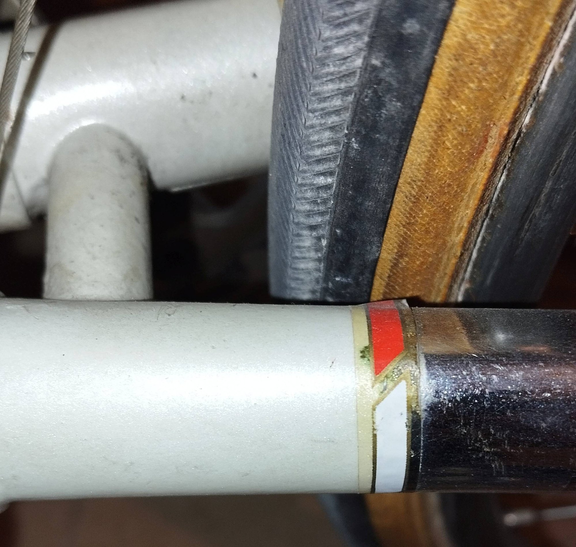 Hinterbau-Aufkleber IMG_20250408_220031.jpg Hinterbau-Aufkleber IMG_20250408_220031.jpg