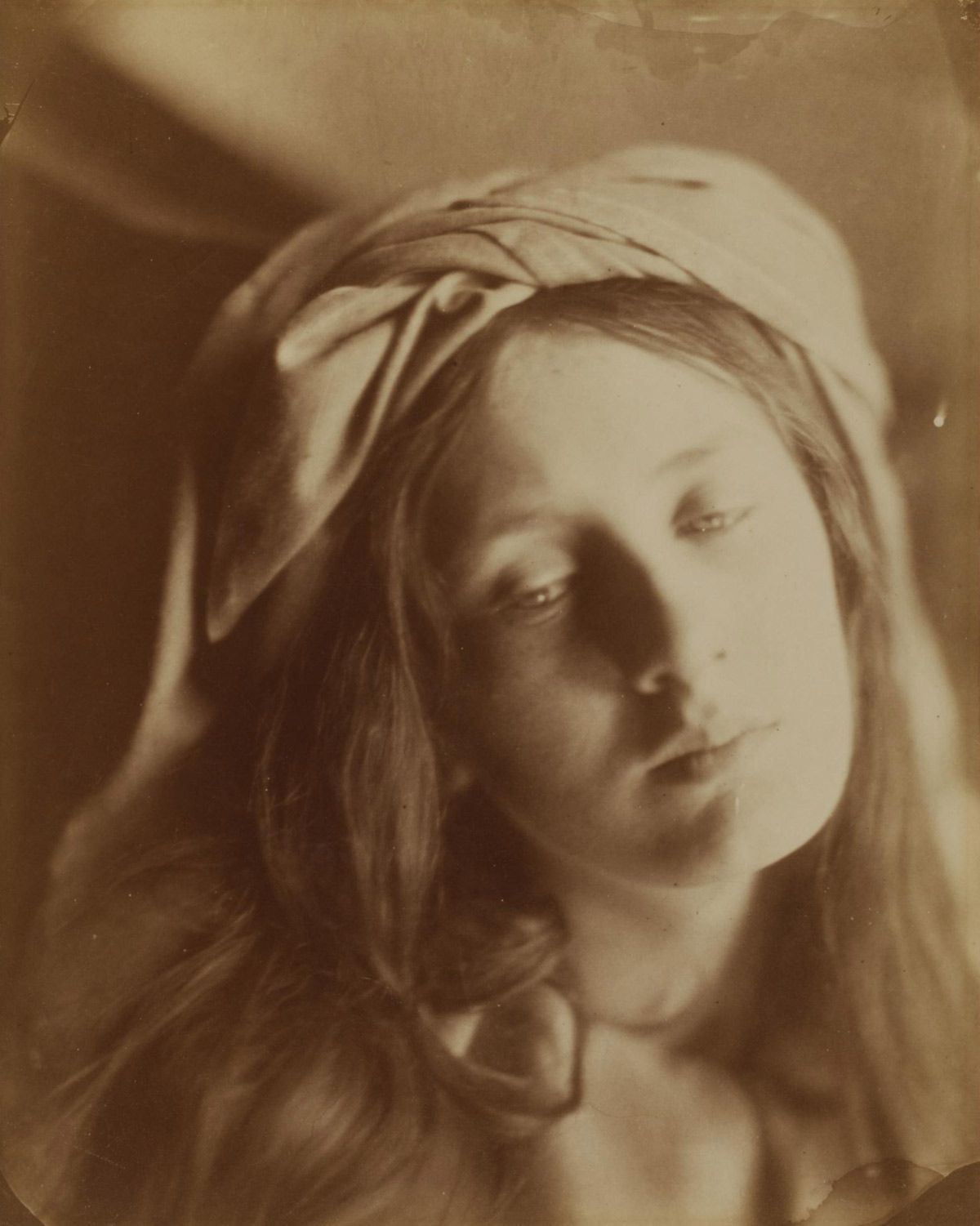 Julia Margaret Cameron -Beatrice (1866).jpg