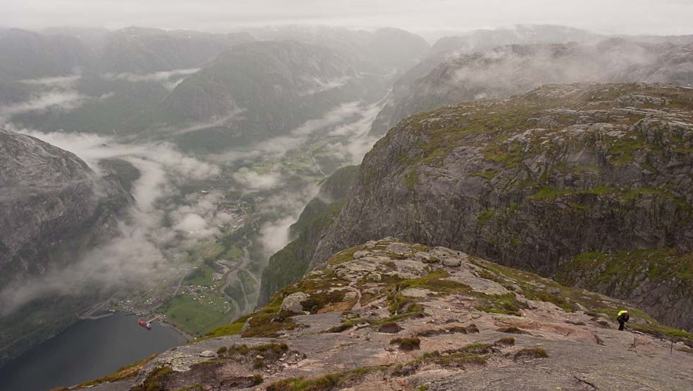 Kjerag1.JPG