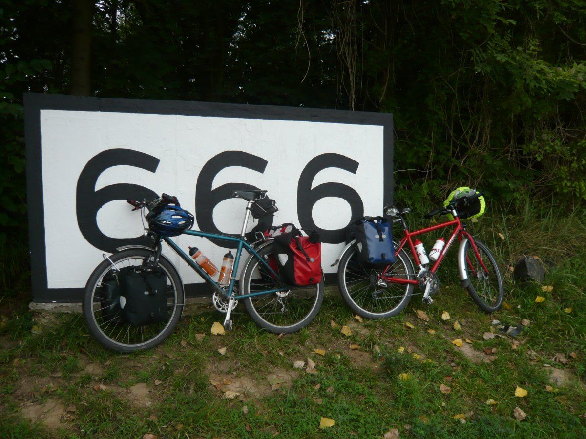Km666.JPG
