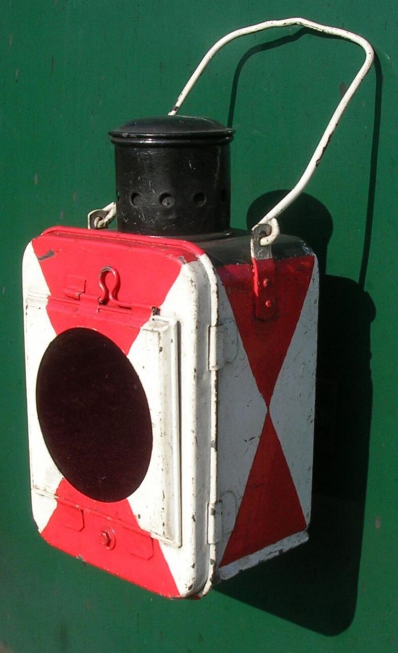 Konec_vlaku,_lucerna.jpg