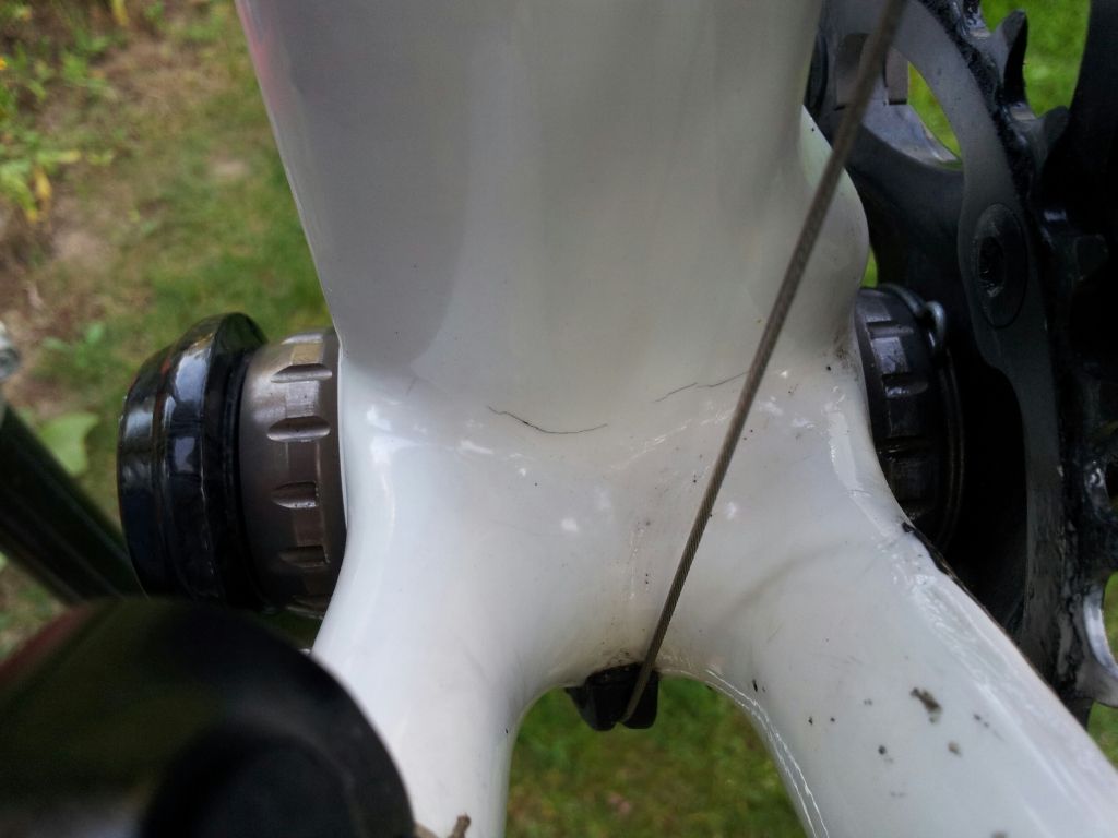 fahrrad carbon riss sieht wie aus
