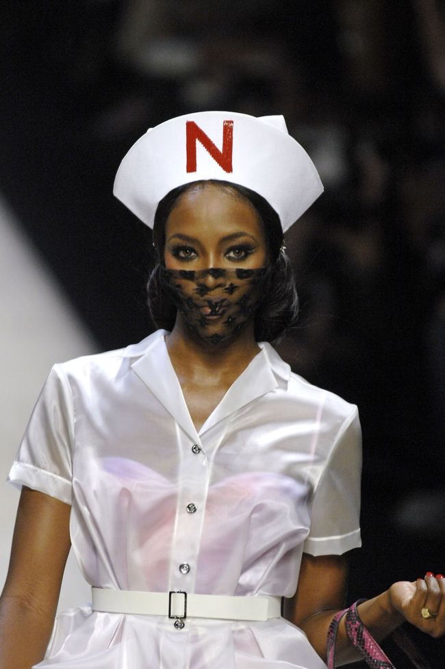 LOUIS VUITTON SPRING 2008 - NAOMI CAMPBELL.jpg