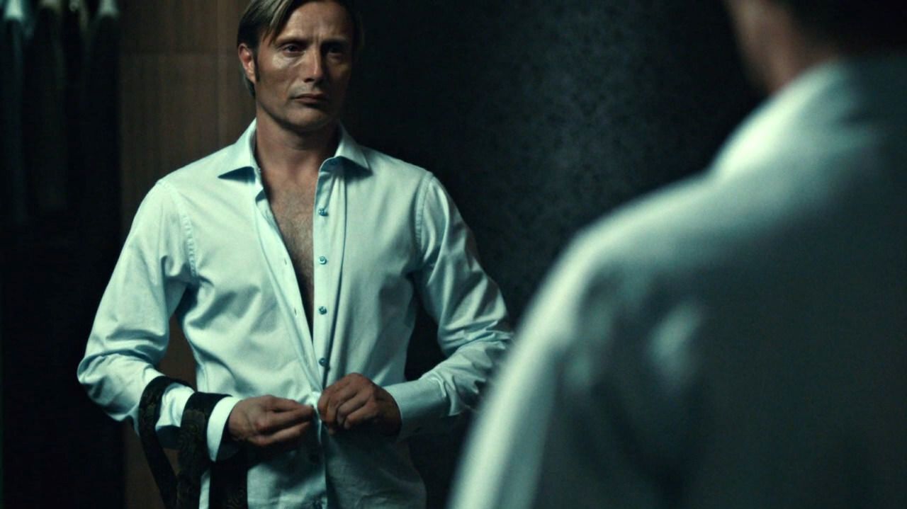 Mads Mikkelsen - Hannibal (2013-15) 1.jpg