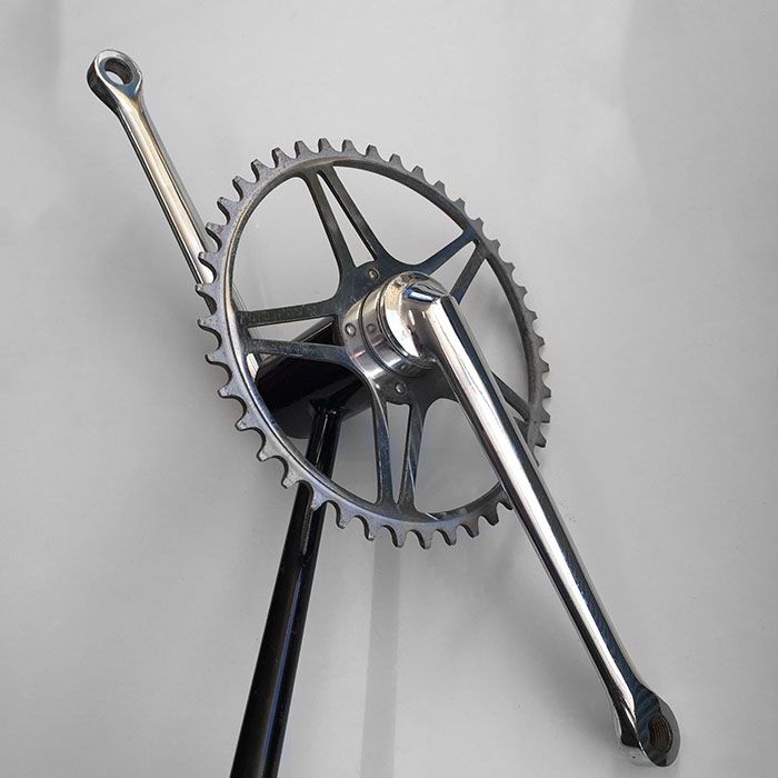 magistroni-crank.jpg