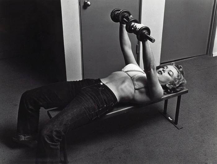 Marilyn-Monroe-Bankdruecken.jpg