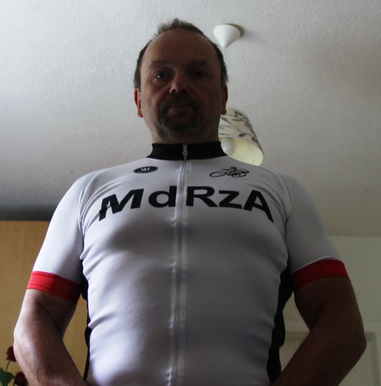 mdRzA-Sommertrikot.jpg