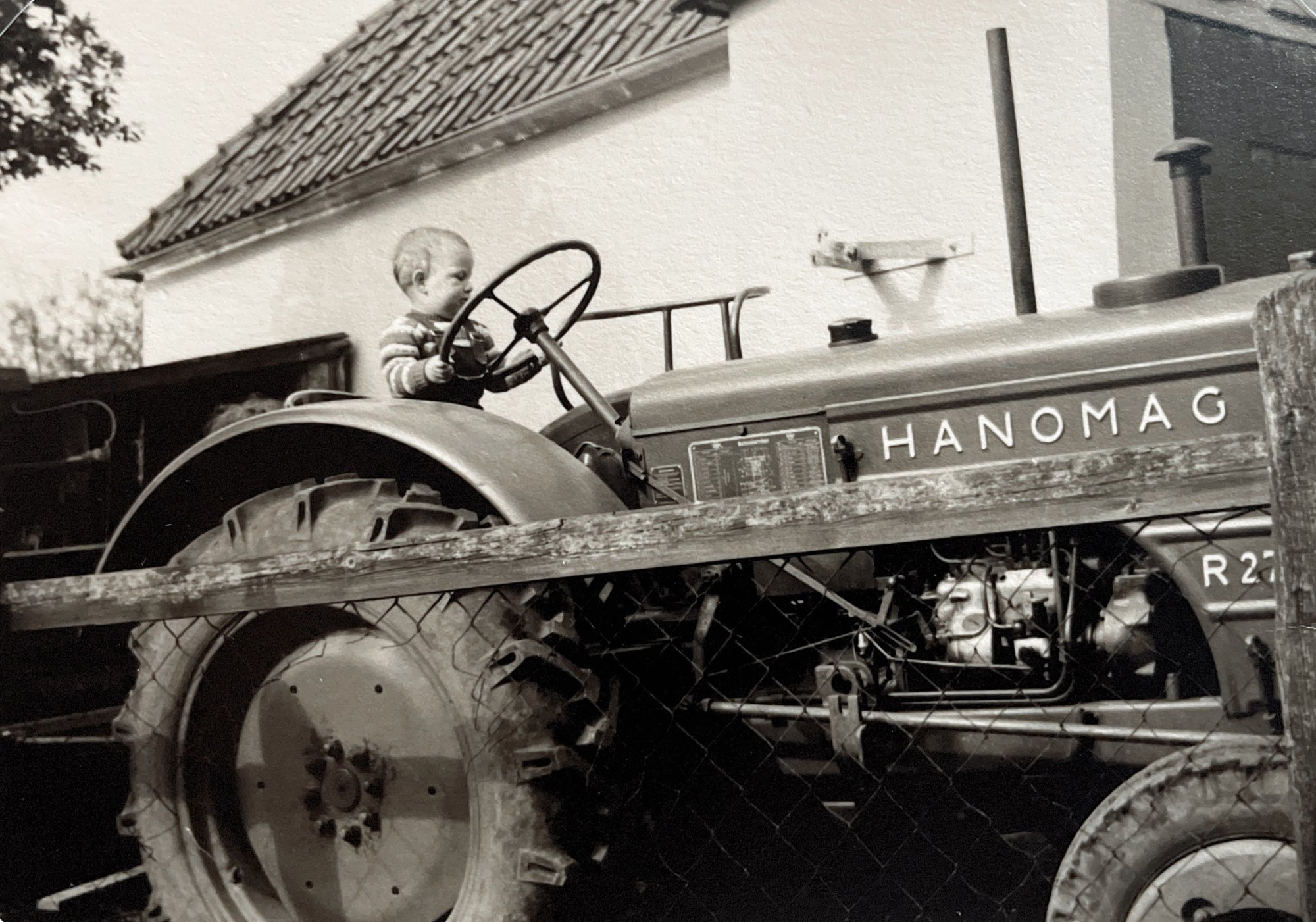 Mediathek - 111 von 139.jpeg