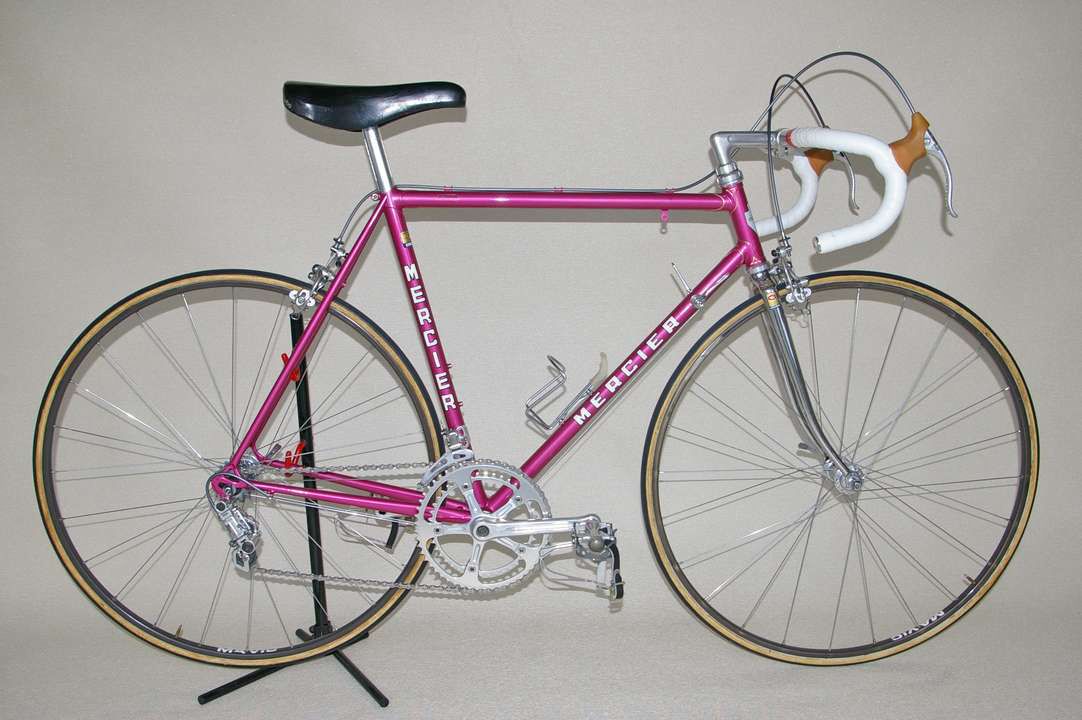mercier-1982-P4727-2.jpg