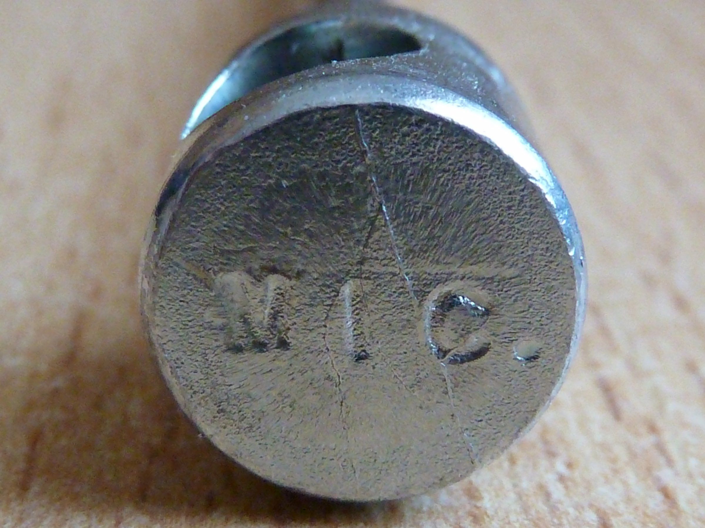 Miche_Schnellspanner_VR_.JPG