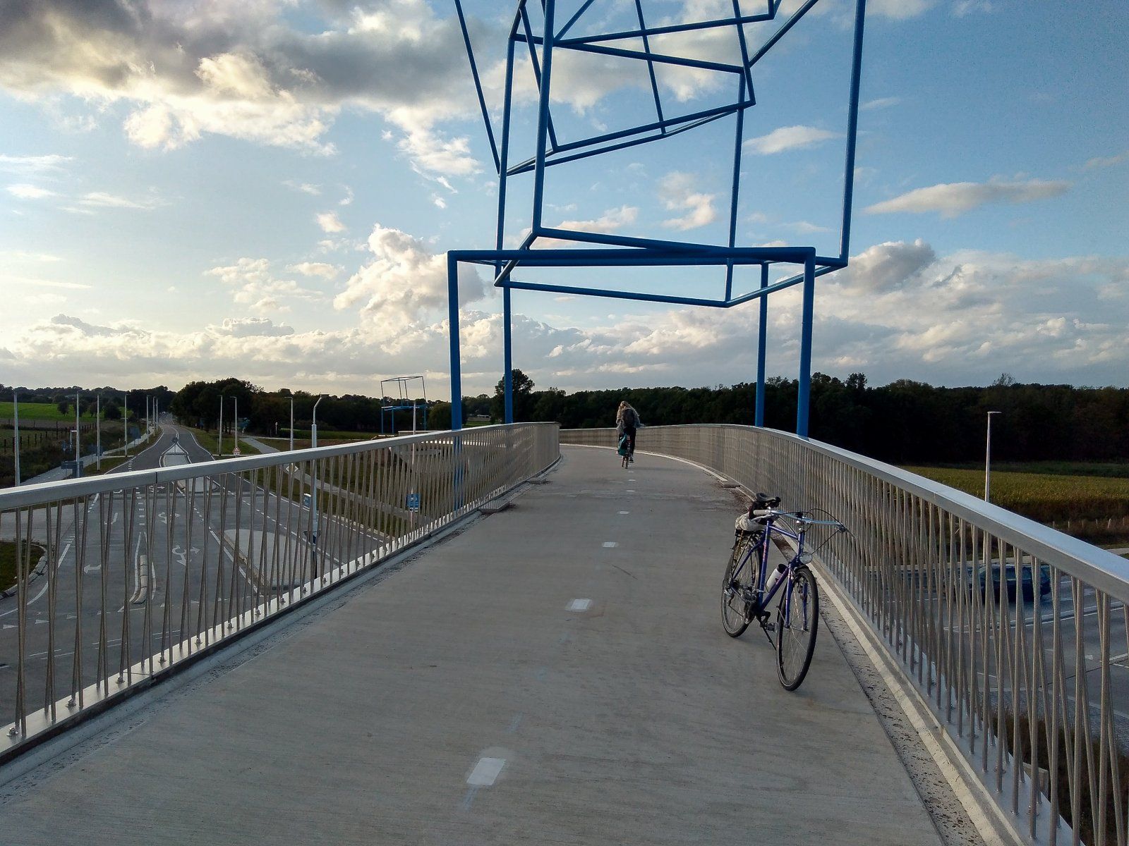 Neue Fahrradbrücke am Beginn der früheren Transitstraße 2 - Kopie.jpg