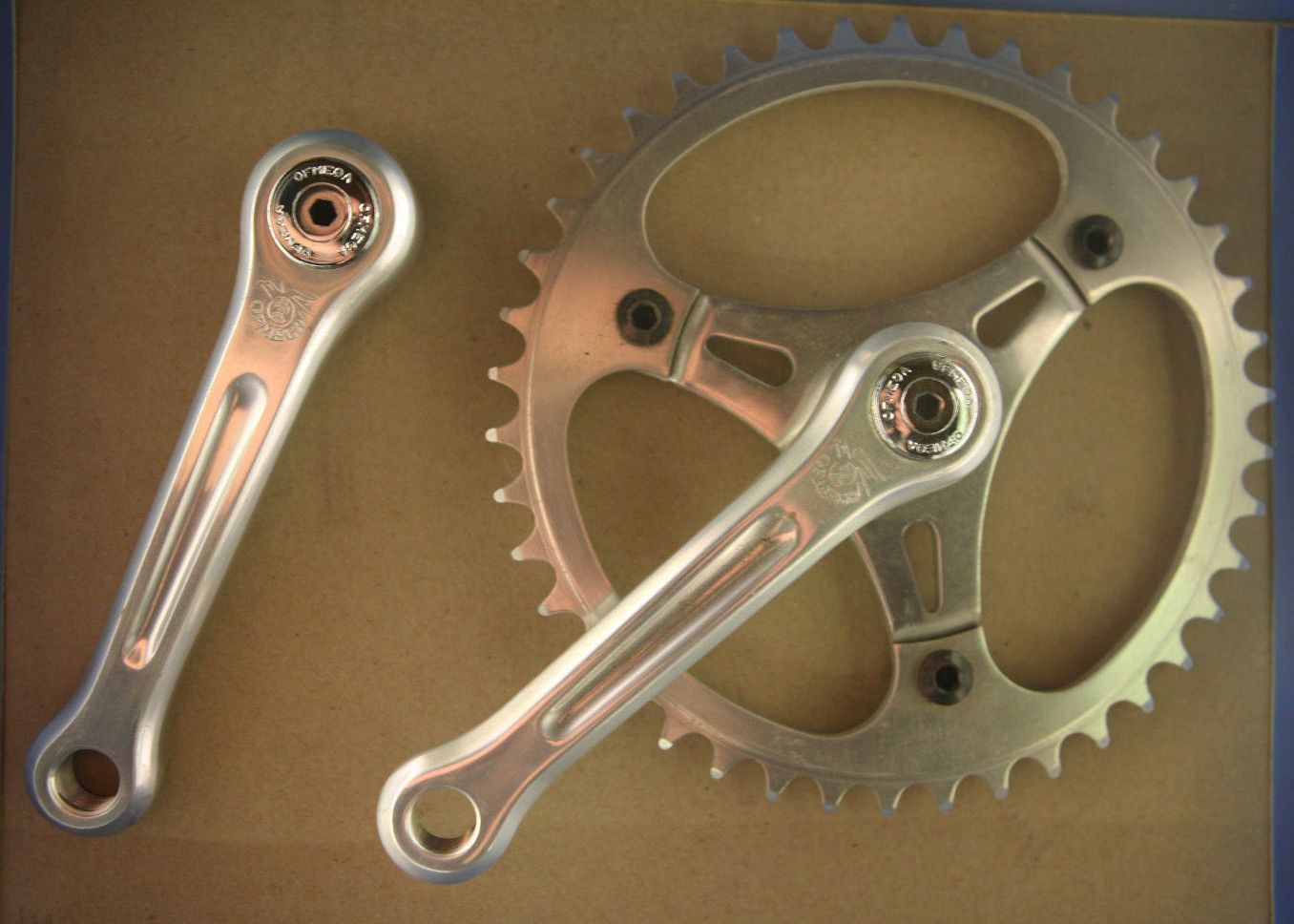 Ofmega Baby Sprint cranks crankset 125mm nos (2).jpg