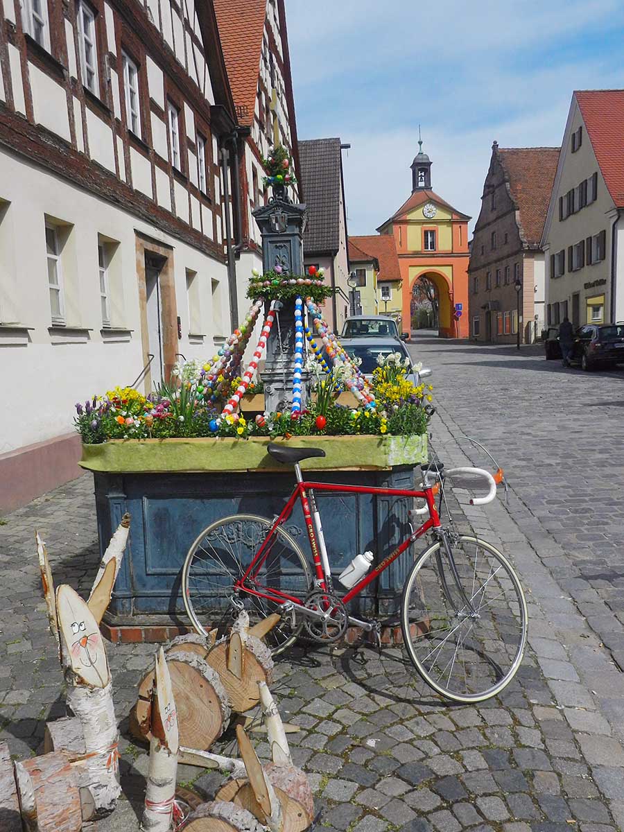 osterbrunnen22.jpg