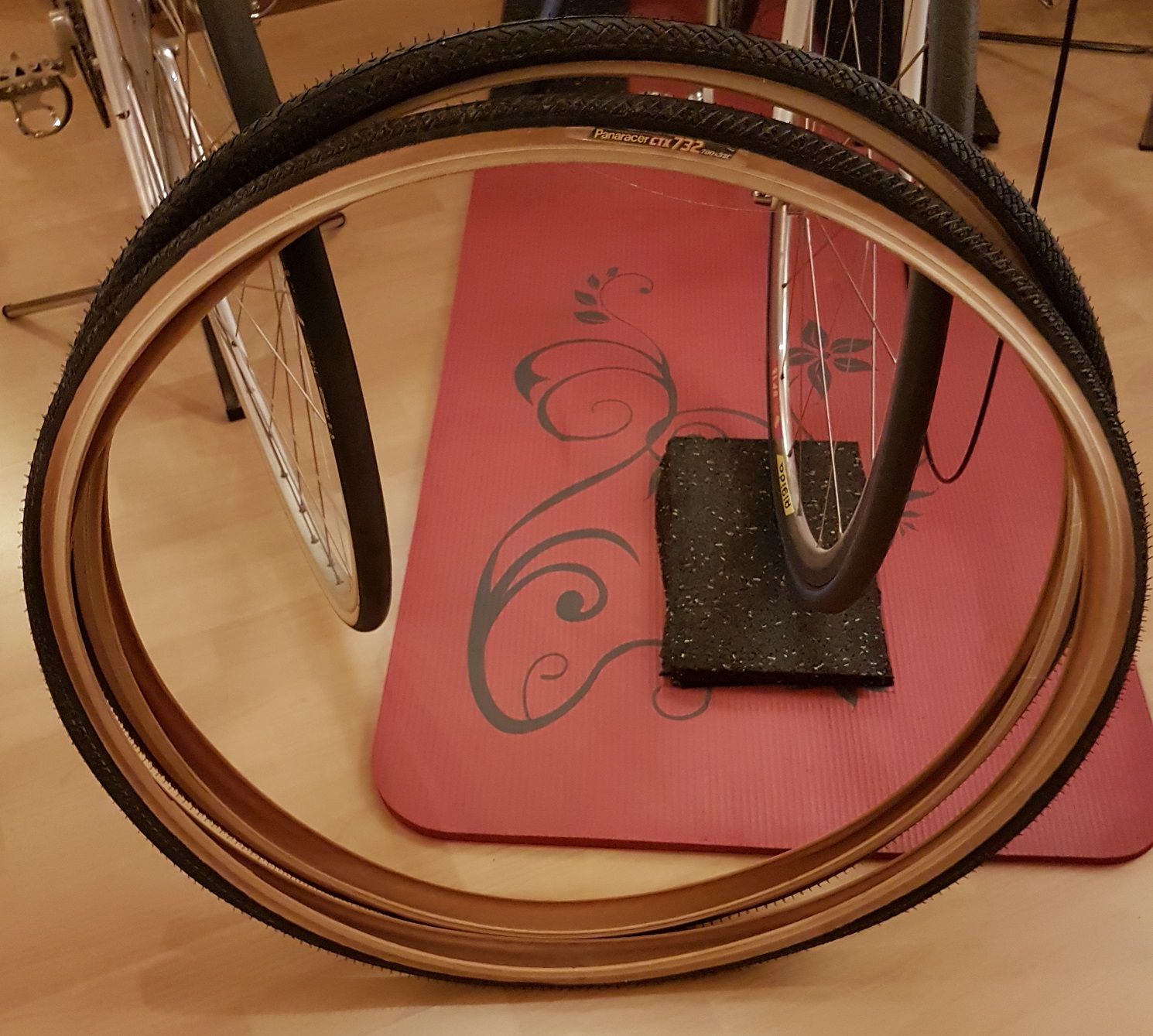 Panaracer CTX 732 02.jpg