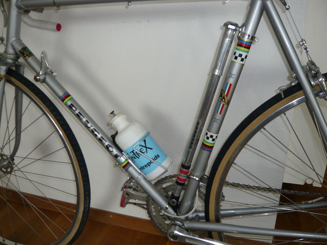Peugeot PY 10 left.JPG