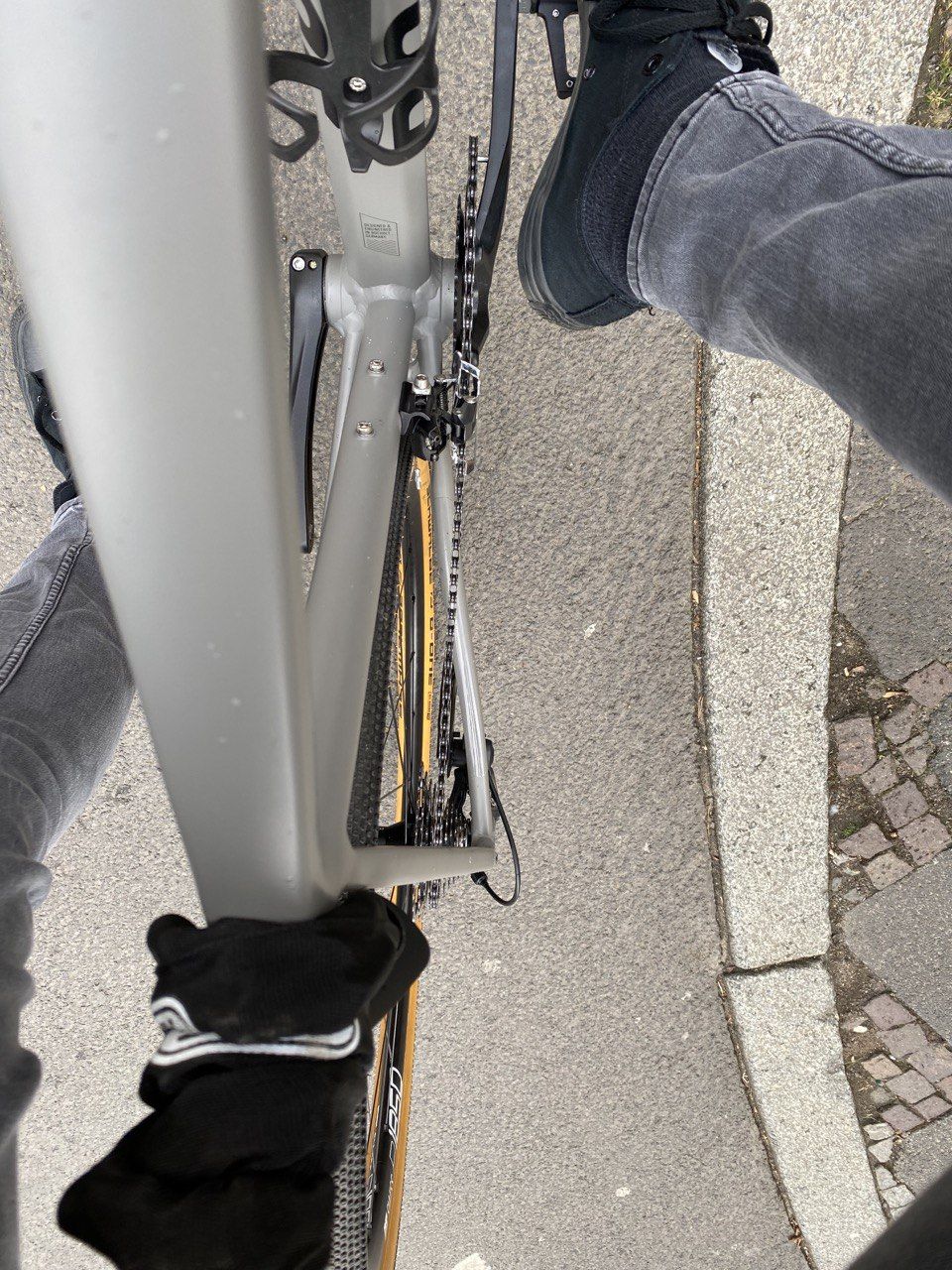 Kapsel Belüftung ich werde stark sein fahrrad knarzt beim treten Gips Absolut Ball
