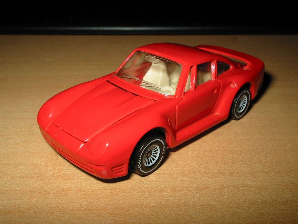 Porsche 959 - Siku.JPG