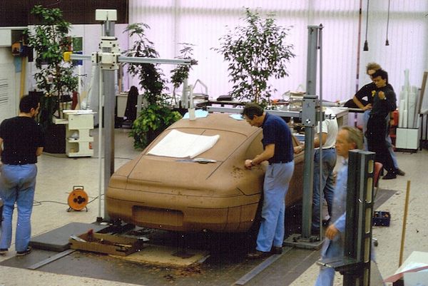 Porsche-996-Clay-model-1.jpg