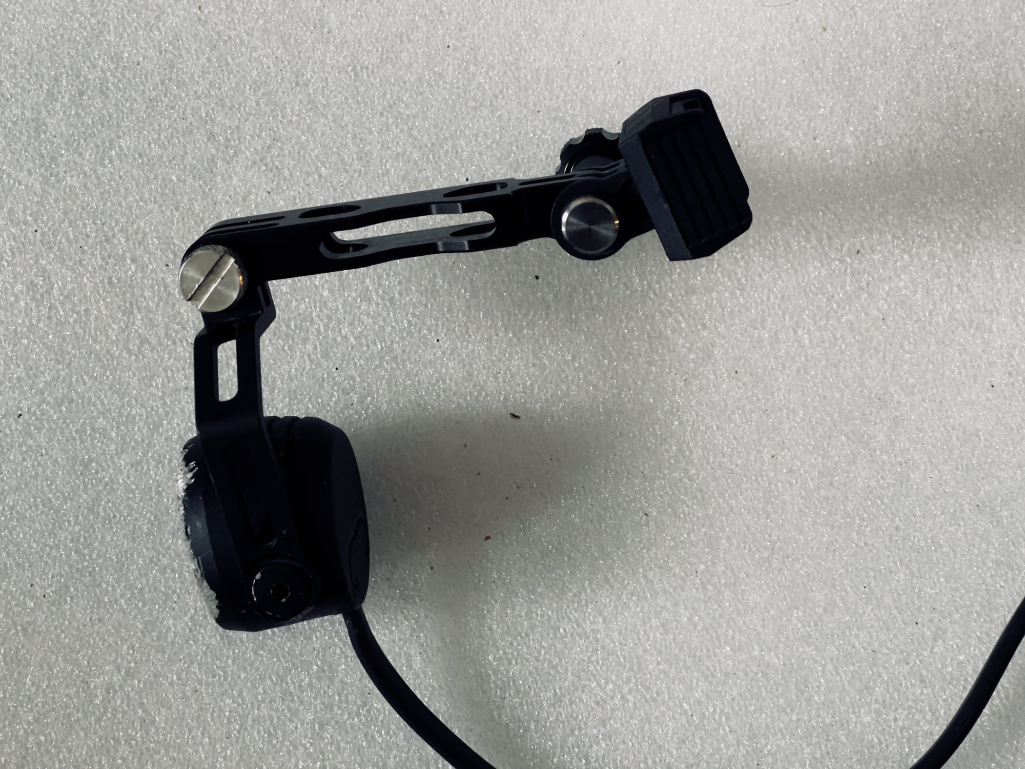 raddeluxe lupine Lampe1.jpeg