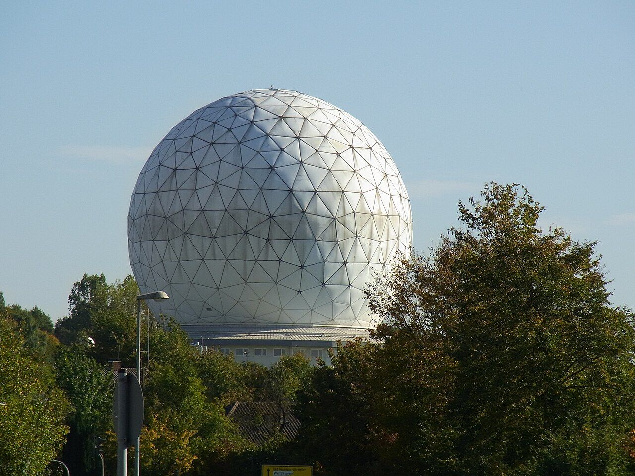 Radom_in_Wachtberg_R0011691.jpg