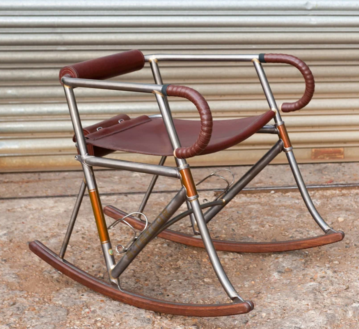 Rando Chair.png