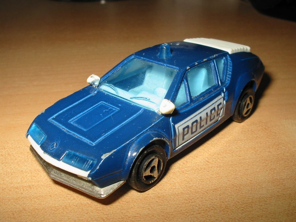 Renault Alpine A 310 - Majorette.JPG