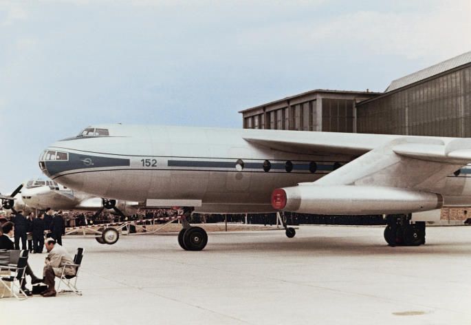 rollout-152-v1-2.jpg