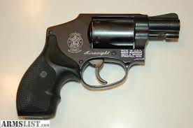 S&W Hammerless.jpg
