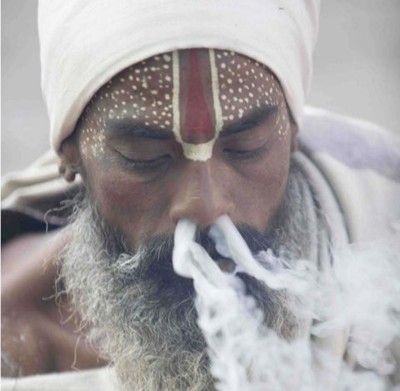 sadhu smoke.jpg