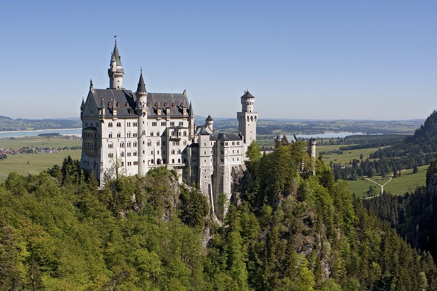 Schloss-Neuschwanstein-a24768080.jpg
