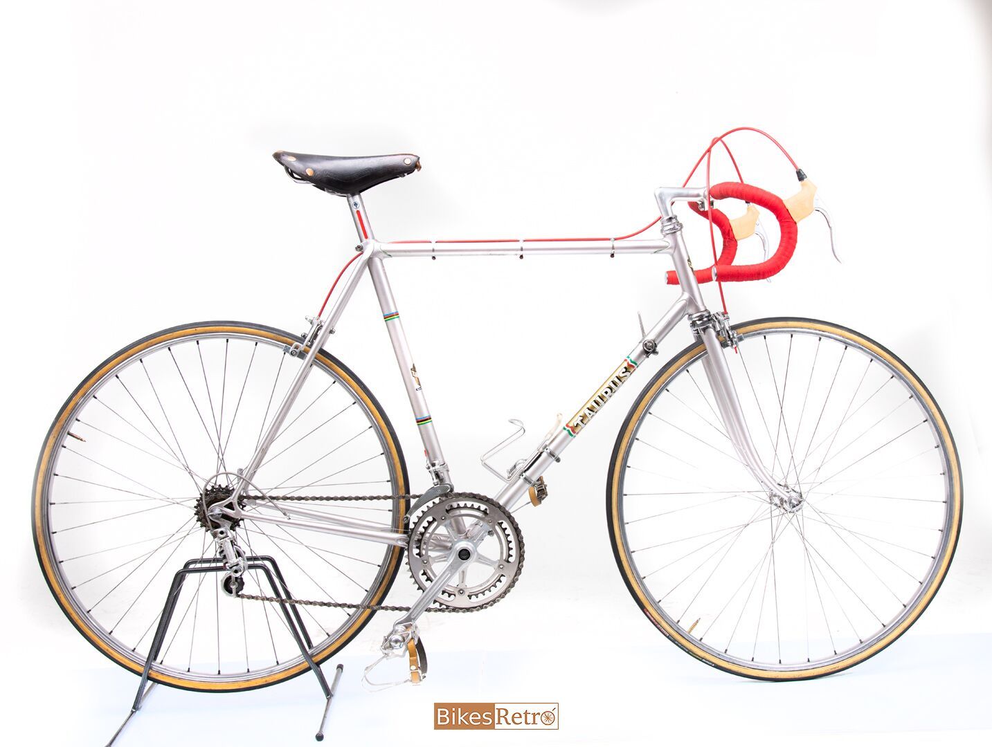 Taurus Squadra Corse Filotex 1968 (1).jpeg