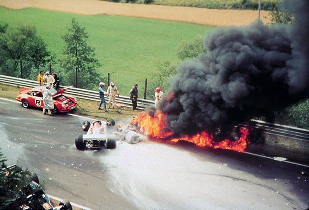 The-spectacular-crash-of-World-Champion-Niki-Lauda.jpg