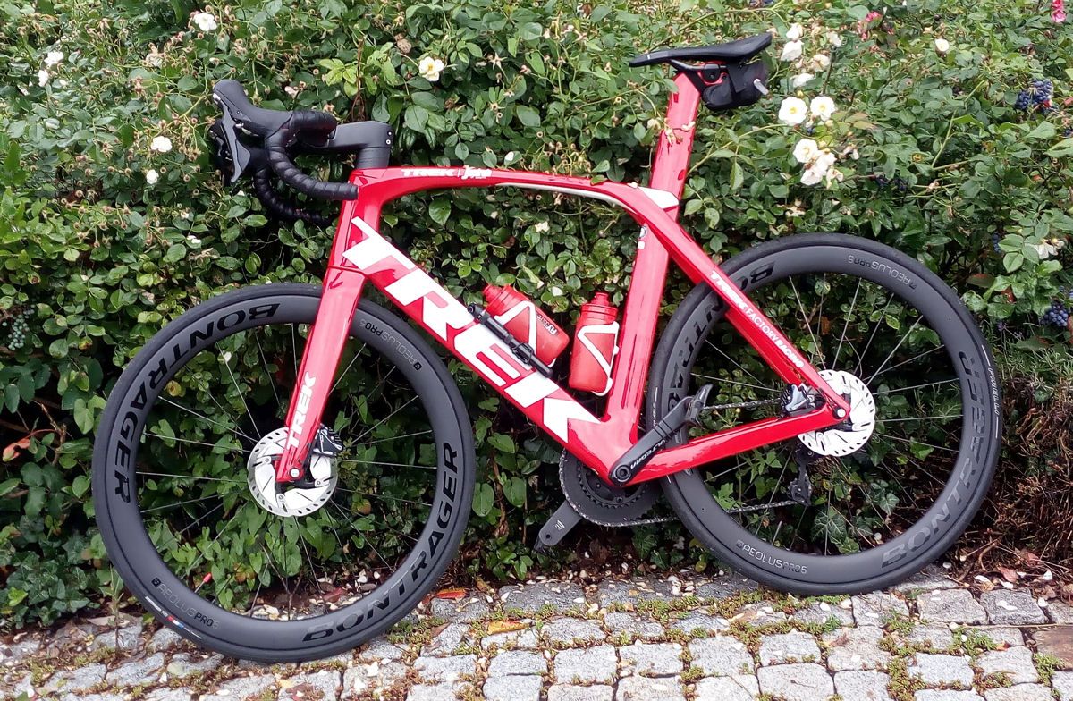 Trek_1200.jpg