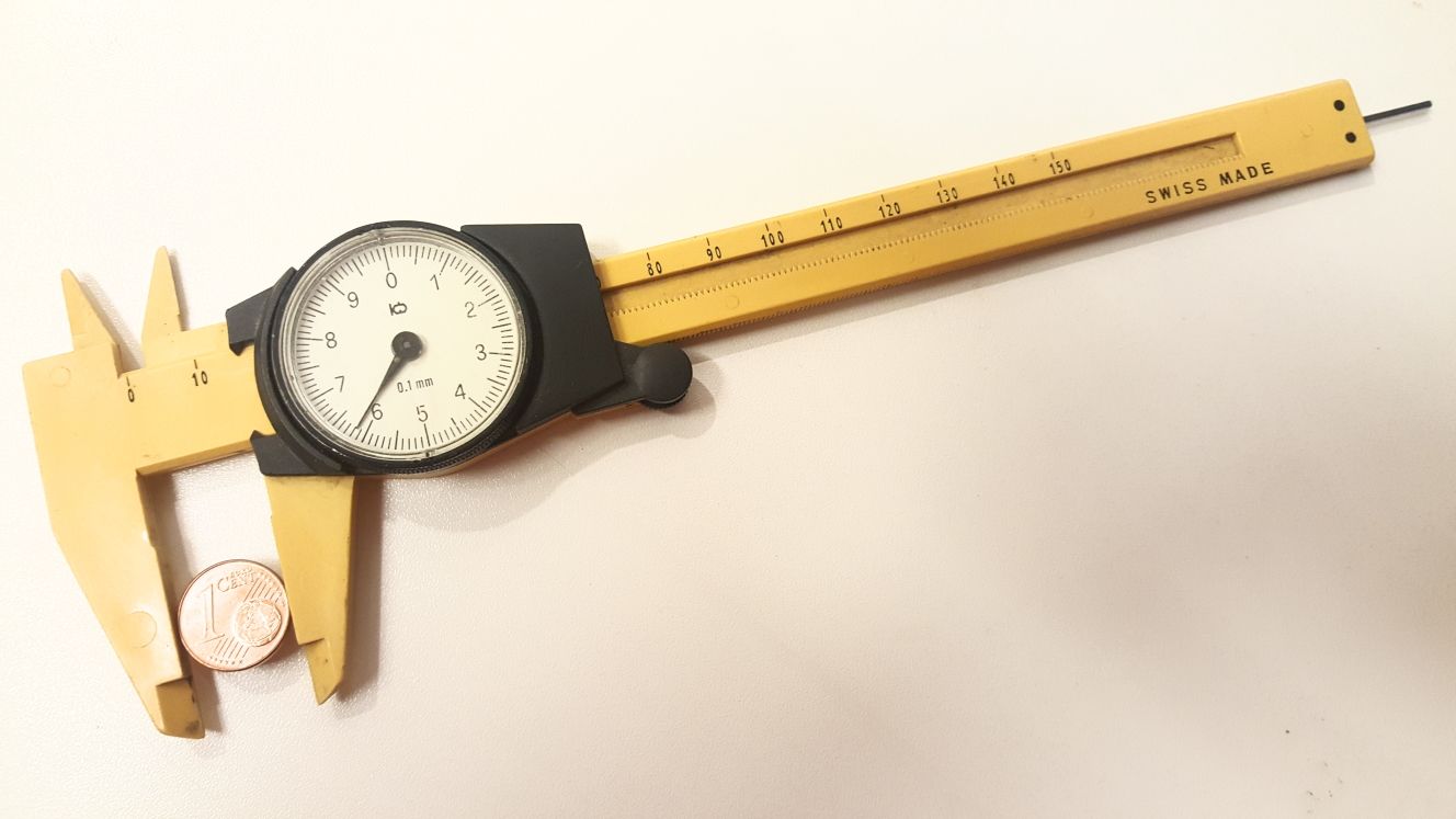 Uhrmessschieber Kunststoff - swiss made.jpg