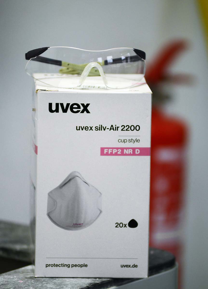 uvex.jpg