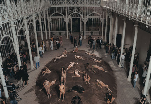 vanessa beecroft.png