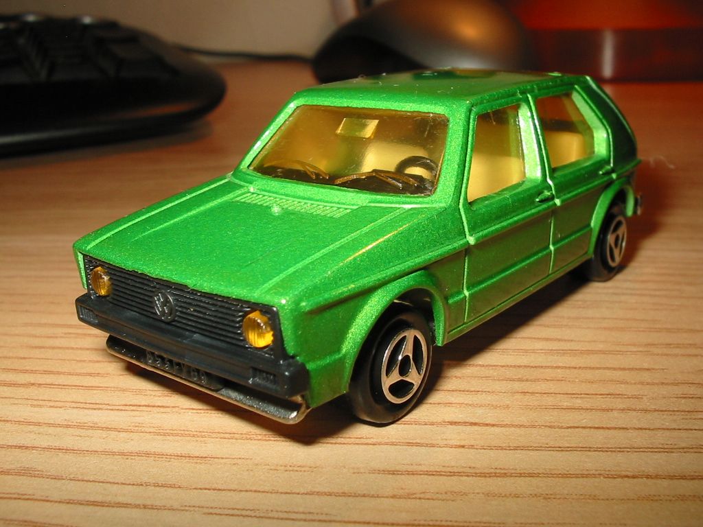 VW Golf I - Majorette.jpg