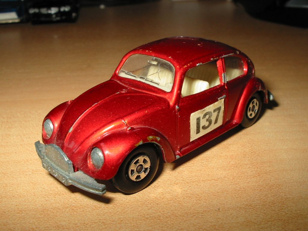 VW Käfer 1500 Saloon - Matchbox.JPG