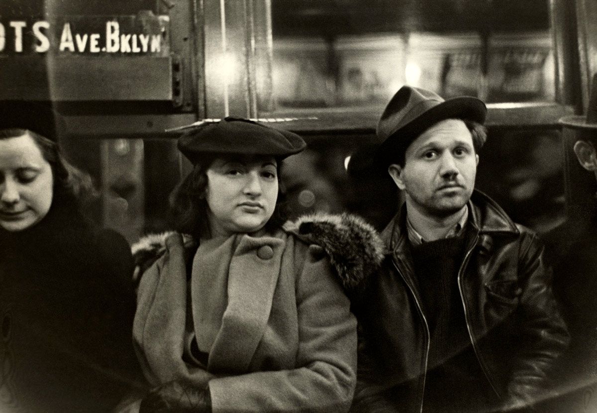 Walker Evans - Subway Portraits (1938-1941) 2.jpg