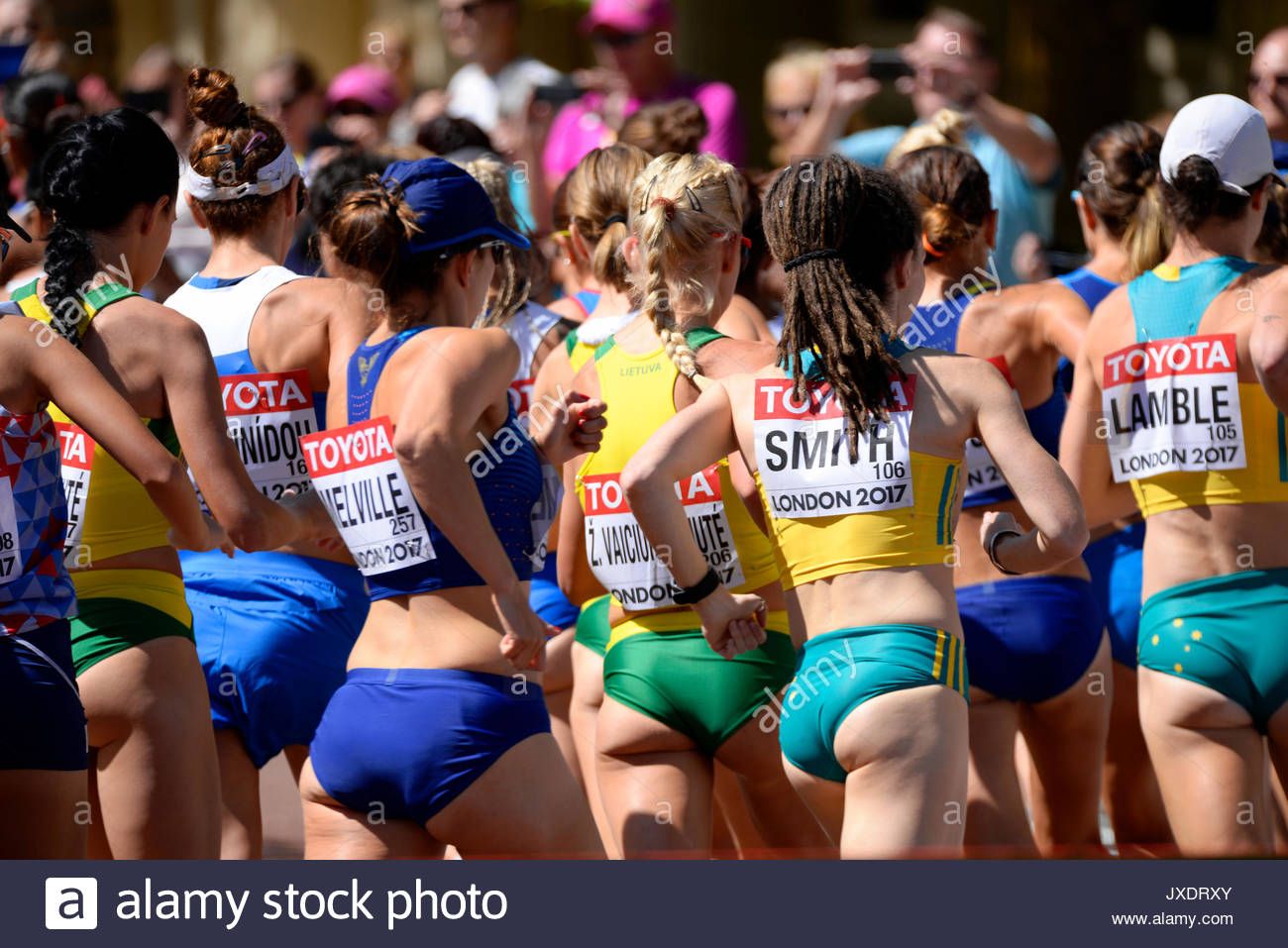 weibliche-athleten-in-20-k-zu-fuss-die-iaaf-leichtathletik-wm-der-frauen-in-der-mall-london-ko...jpg