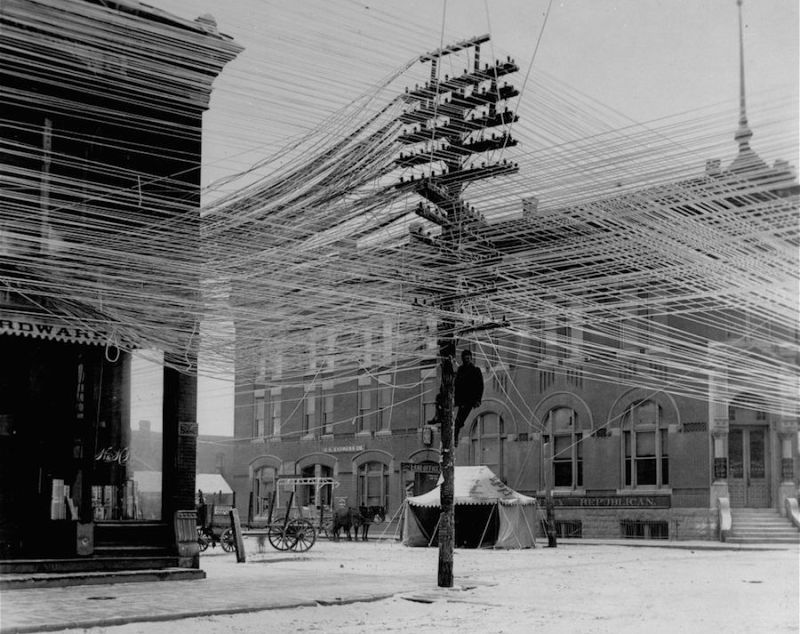 Wires in Pratt, Kansas 1911.jpg