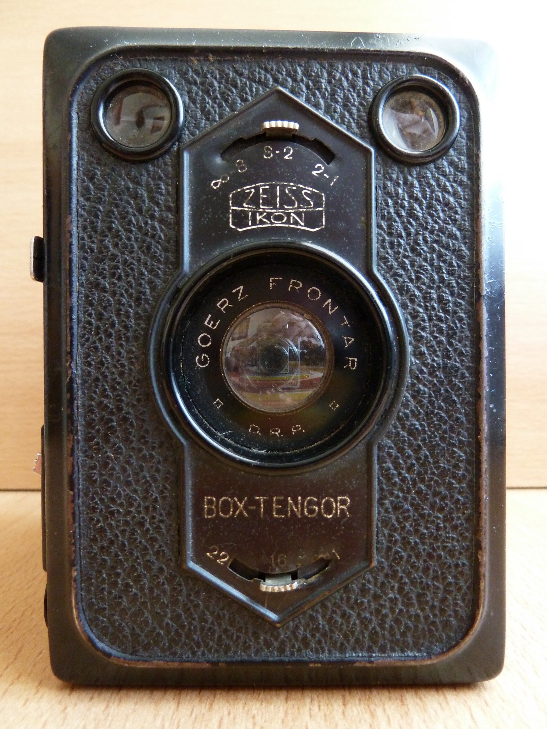 Zeiss_Ikon_1.JPG