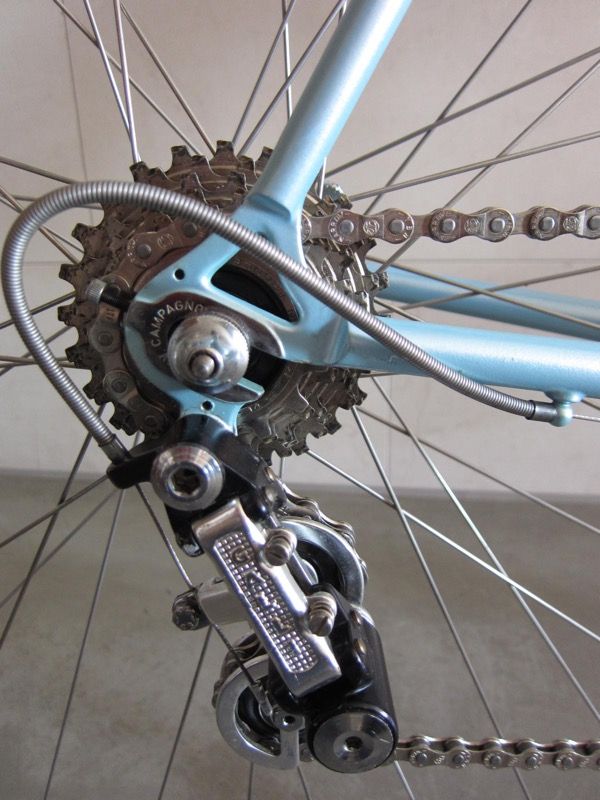 Zilioli, Campagnolo 1010 Ausfallende rechts und Schaltwerk Galli Criterium.jpg